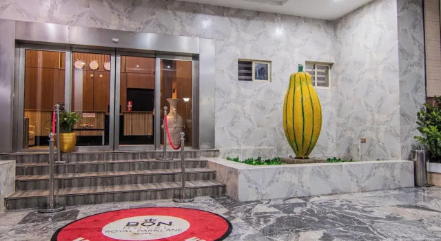 Bon Hotel Royal Parklane, Book Hotel Hoteller i Akure med parkering, Parkering