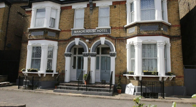 Manor House London, Забронировать Отель Уолтамстоу Лондон