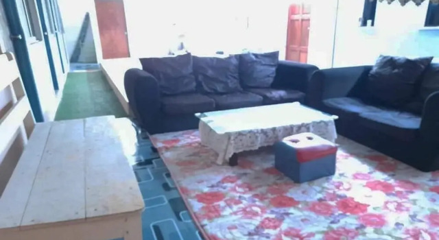OYO Home 90333 Tiny Room Homestay, Buchen Sie Hotel Lahad Datu 