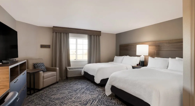 Четырёхместный люкс Candlewood Suites Lafayette - River Ranch by IHG