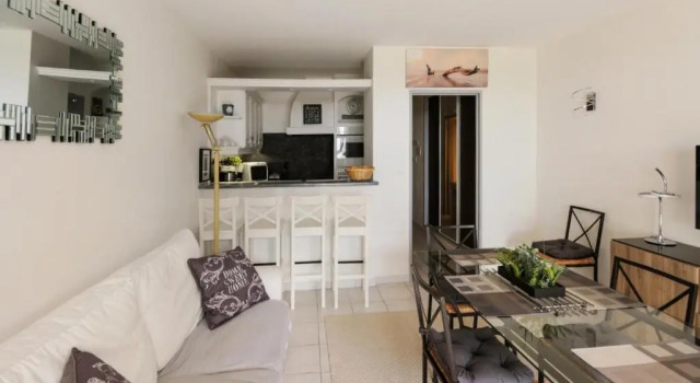 Appartement 2 Pièces 6 Personnes Proche Mer - Maeva Particuliers 77317, Забронировать Апартаменты/квартира Бандоль Bandol Wine Route
