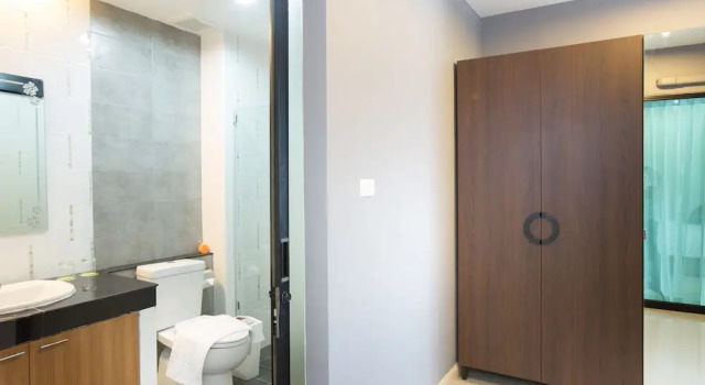 Люкс с балконом Jira Boutique Residence
