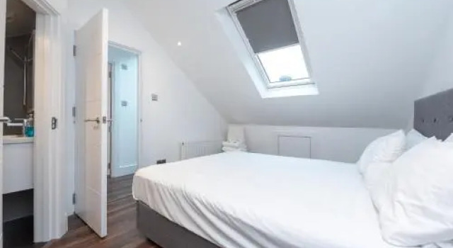 Beautiful Apartment in Gorgeous Location (Dh8), Varaa Huoneisto Asunnot kohteessa Merseyside, Huoneisto