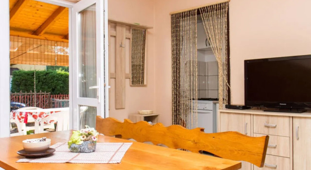 Holiday Home Balaton H462, Prenota Appartamento Balatonfenyves 