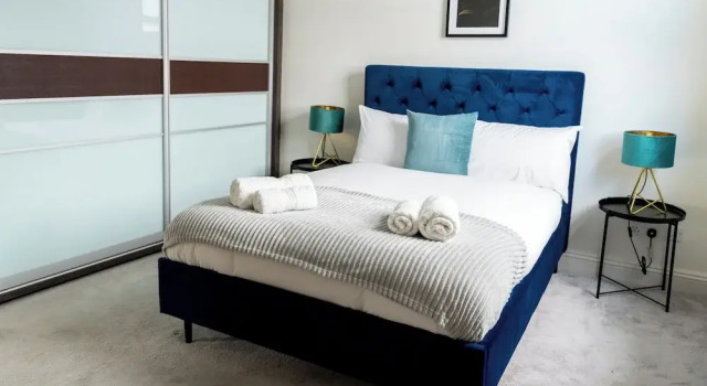 Brixton/2bed Flat/privateterrace/tv/wifi, Varaa Huoneisto Asunnot kohteessa Merseyside, Huoneisto