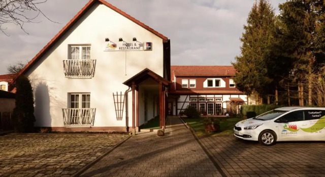 Hotel am Stadtwald, Забронировать Отель Штральзунд Мекленбург-Померания