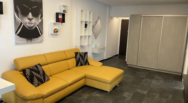 Fancy Westpark 2 Residence Lake View W7, Rezerwuj Hotel Hotele w Ilfov z parkingiem, Parking