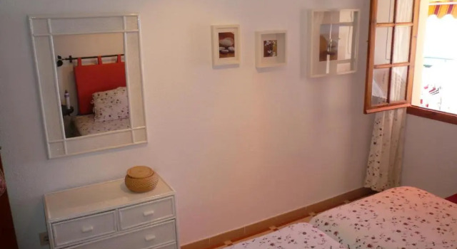 MEDITERRANEAN BEACH APARTMENT 180º SEA & ISLAND VIEWS