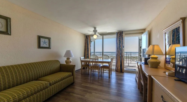 Royal Hawaiian Motel