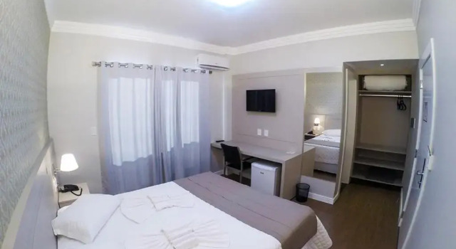 Двухместный номер Standard с балконом Seville Park Hotel