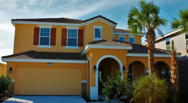 South Facing Solterra Resort Villa with Water View