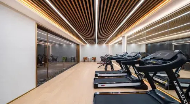 Shangqiu Ruiheng Jianguo Hotel, Book Hotel Shangqiu Henan