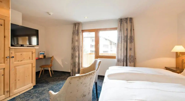 Номер Superior Hotel Chesa Rosatsch - Home of Food