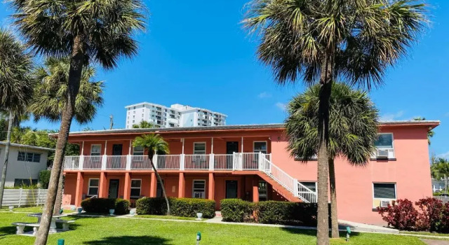 Rolo Beach Hotel
