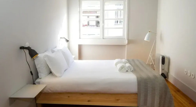Liiiving - Santa Catarina Luxury Apt II, Забронировать Отель Cedofeita / Santo Ildefonso / Se / Miragaia / Sao Nicolau e Vitoria Порту, рядом с Театр Coliseu do Porto