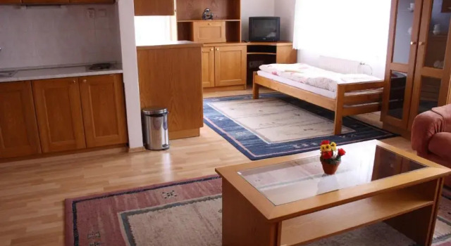 Penzión Koras, Rezervovat Hotel Hotely v Žilinský kraj s parkováním, Parkování