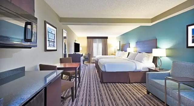 Номер Executive Holiday Inn Harrisburg East by IHG