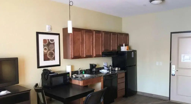 Номер Standard Suburban Studios Cedar Falls