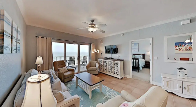 All-suite W/ Gulf-view Balcony & Pool Access 2 Bedroom Condo