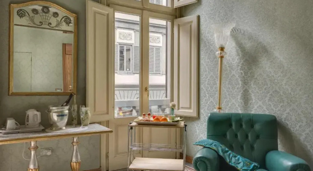 Standard Kolmen hengen huone parvekkeella Cavour 10