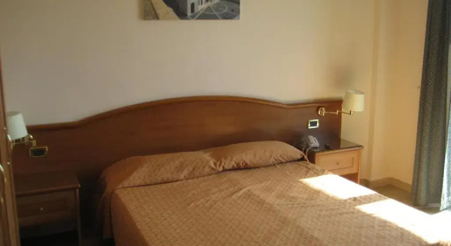 Трёхместный номер Standard Campus Hotel