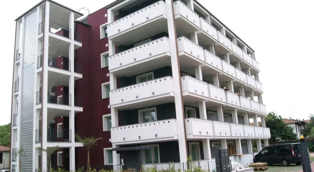 Guest House Residence, Book Pension Somma Lombardo Lombardiet