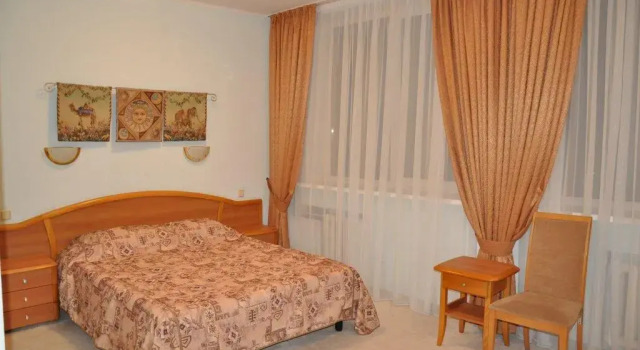 U Sokolyikh Gor, Gostinichnyy Kompleks, Prenota Hotel Krasnoglinsky district Samara