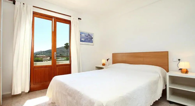 Villa - 4 Bedrooms with Pool and WiFi - 108746