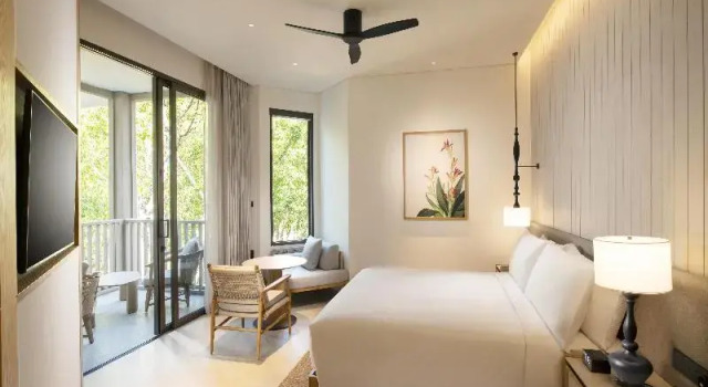 Номер Standard Hilton Burau Bay Langkawi Resort
