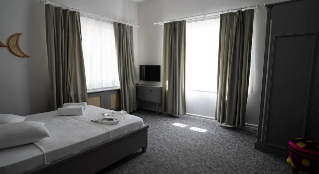 Ece Suit Büyükada