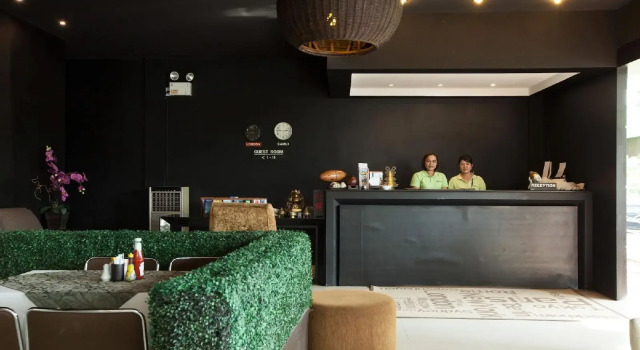 The Green Plaza Hotel