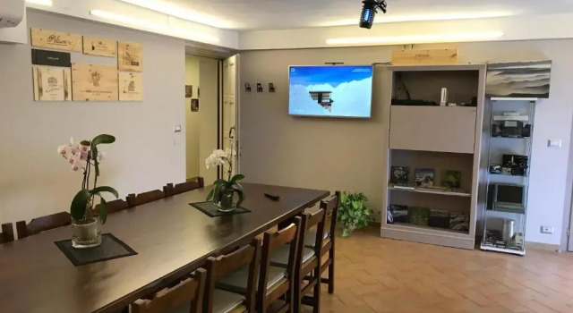 Casa Soave B&B, Book Bed and Breakfast Hoteller i Alba med parkering, Parkering