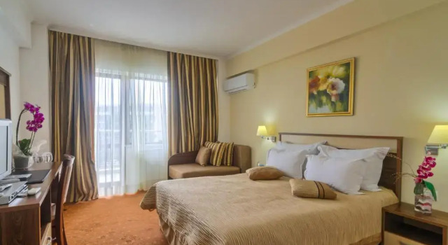 Standardowy dwuosobowy pokój Hotel Saturn