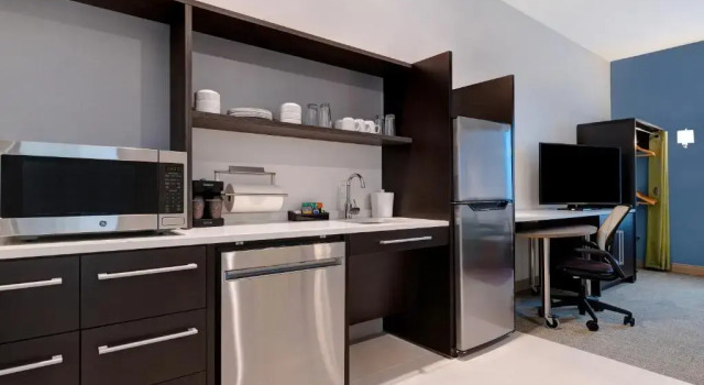 Двухместный люкс Home2 Suites By Hilton Redding