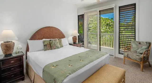 Номер Standard с 2 комнатами с балконом и с видом на океан Kiahuna Plantation Resort Kauai by OUTRIGGER