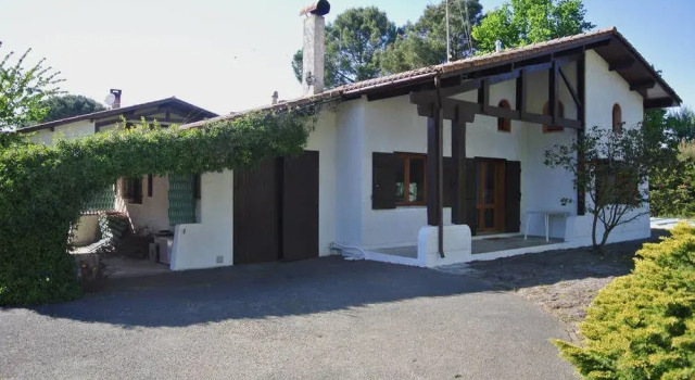 Villa des Pins, Забронировать Вилла Отели Бассен-д'Аркашон с парковкой, Парковка