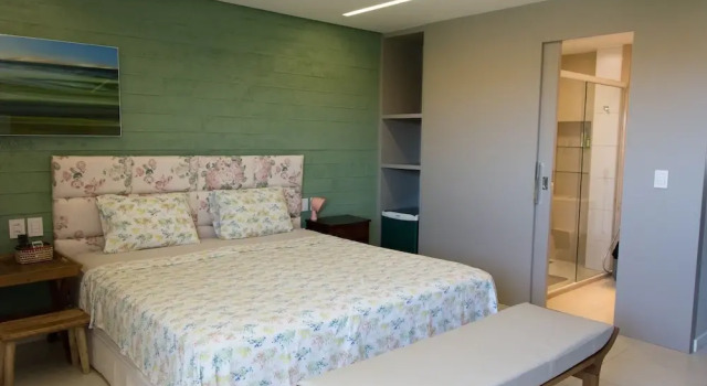Номер Standard Penthouse Apartment with Hot Tub near Beach
