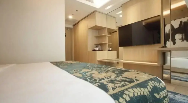 Luxo Casal quarto Louis Kienne Cikarang Hotel & Service Apartment