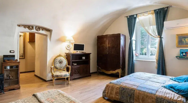 3975 Il Feudo - Suite Decò by Barbarhouse, Забронировать Апартаменты/квартира Отели в центре Бари, в центре