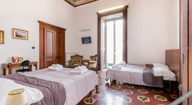 Bed And Breakfast OPazzariello, Забронировать Отель Отели Неаполя с парковкой, рядом с Ospedale degli Incurabili, Парковка