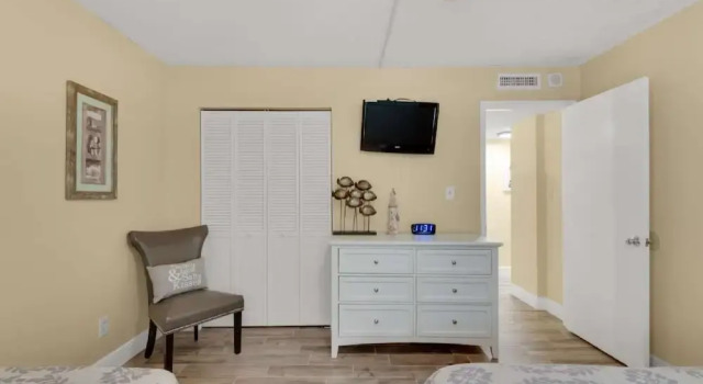 Regency Towers 3 Bedroom Apartment