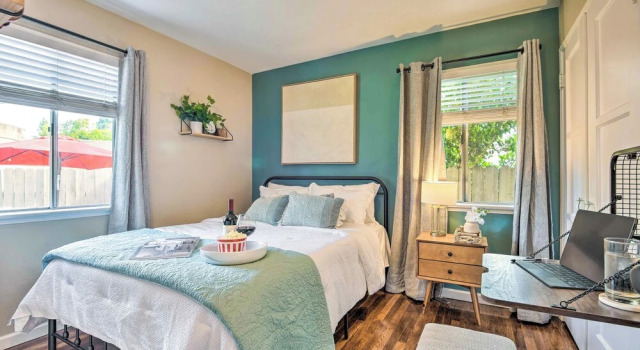 1 Mi to Dtwn Burbank: Mod Gem w/ Private Yard