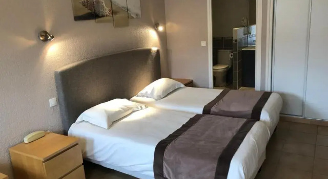Двухместный номер Standard Logis Hotel Restaurant le Mirador