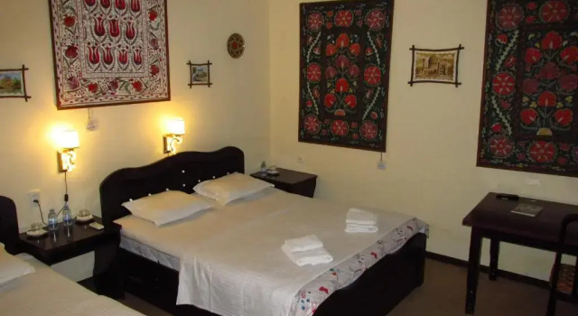 Семейный номер Standard AL-BUKHARI Boutique Hostel