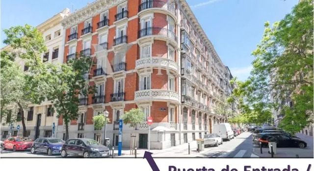 AYZ Juan de Mena - Auto check-in property, Забронировать Отель Ретиро Мадрид, рядом с Дом-музей Лопе де Вега