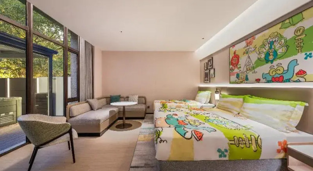 Четырёхместный номер Standard Holiday Inn Shanghai Tourism Zone by IHG