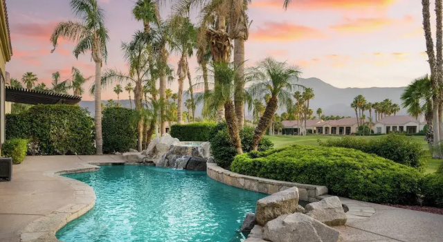 Коттедж Spacious 5BR Desert Oasis: Pool, Hot Tub, & Fire Pit PGA West Golf Course