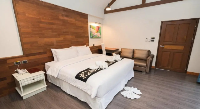 IP Plus Pool Villa Pattaya