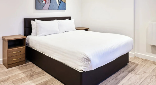 Апартаменты Hampton Suites Serviced Apartments