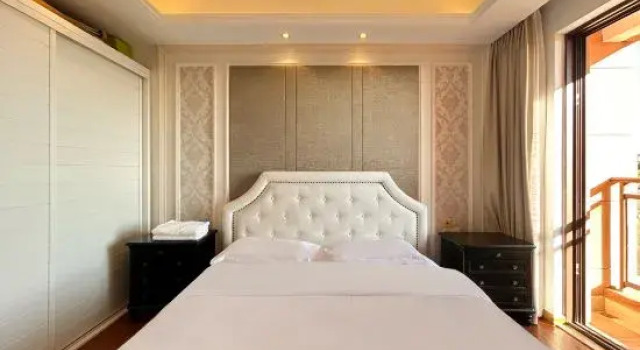 Люкс Deluxe Yihai blue sky apartment (Lingshui Coral Sea store)